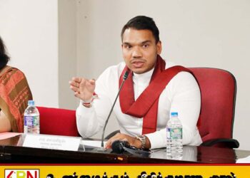 2 கொள்கலன்கள் உள்ளன மிகுதி 321 கொள்கலன்கள் எங்கே?; அரசை பார்த்து நாமல் கேள்வி!