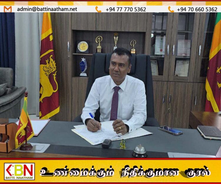 மட்டு மாவட்ட அரசாங்க அதிபராக ஜே.எஸ். அருள்ராஜ் கடமைகளை பொறுப்பேற்றார்