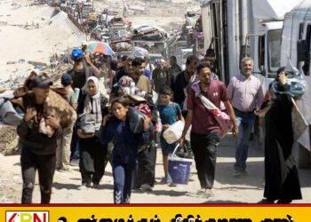 காசாவிலிருந்து கால்நடையாக வெளியேறும் மக்கள்