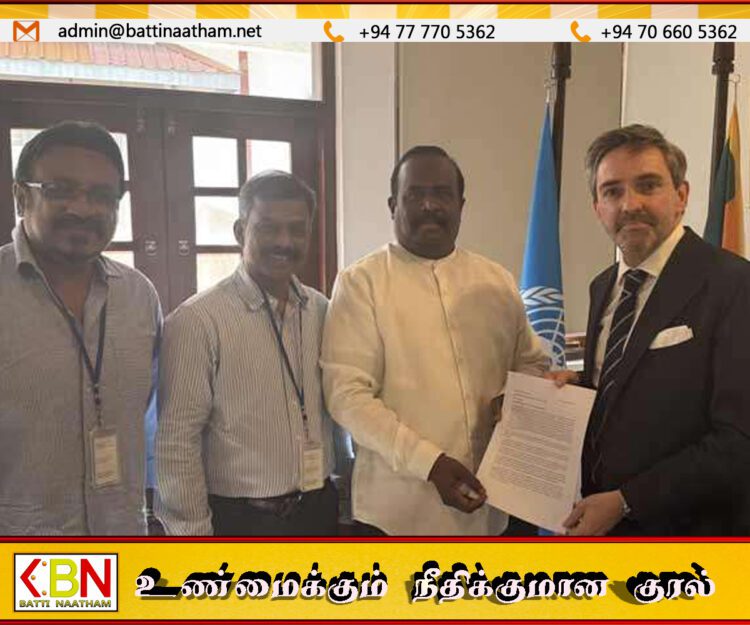 ஐநா வதிவிடப் பிரதிநிதியிடம் தமிழ் மக்களின் கையொப்பங்கள் கையளிப்பு!