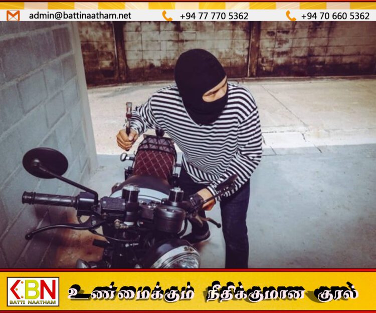 இரத்தினபுரியில் மோட்டார் சைக்கிள் திருடிய பாடசாலை மாணவன் கைது