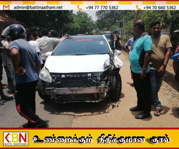 திருகோணமலையில் கெப் ரக வாகனமும் கார் ஒன்றும் விபத்து