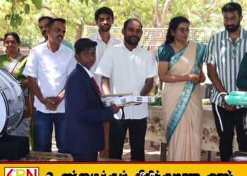 அதிகஷ்ட பிரதேசமான திகிலிவெட்டை பாடசாலைக்கு பாண்ட் வாத்திய கருவிகள் வழங்கி வைப்பு