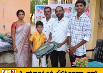 மட்டக்களப்பில் சர்வதேச சிறுவர் தின விழாவில் மாணவர்களுக்கு பரிசுகள் வழங்கல் நிகழ்வு