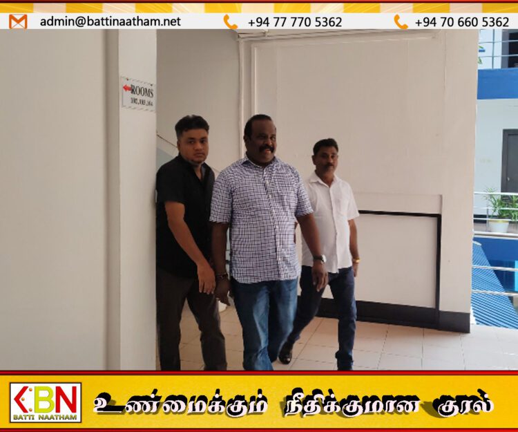 வவுனியாவில் கட்சியின் ஊடக சந்திப்பை புறக்கணித்து வெளியேறிய செல்வம் அடைக்கலநாதன்