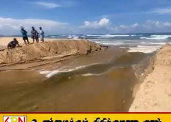 மட்டக்களப்பு முகத்துவாரம் ஆற்றுவாய் வெட்டப்பட்டது