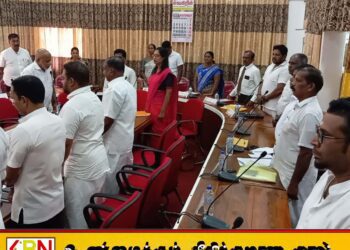 கார்த்திகை 27ஐ முன்னிட்டு மட்டு மாநகர சபை அமர்வில் மாவீரர்களுக்கு அஞ்சலி