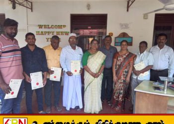 மண்முனைப்பற்றில் 15 புதிய கிராமிய சகவாழ்வு சங்கங்கள் பதிவு; சான்றிதழ்கள் வழங்கப்பட்டன