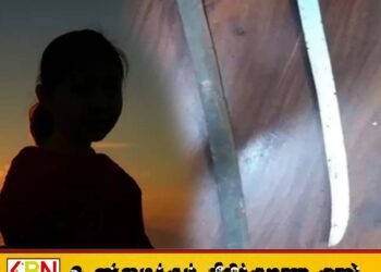 ஏறாவூரில் இரு கூரிய வாள்களுடன் பெண் ஒருவர் கைது