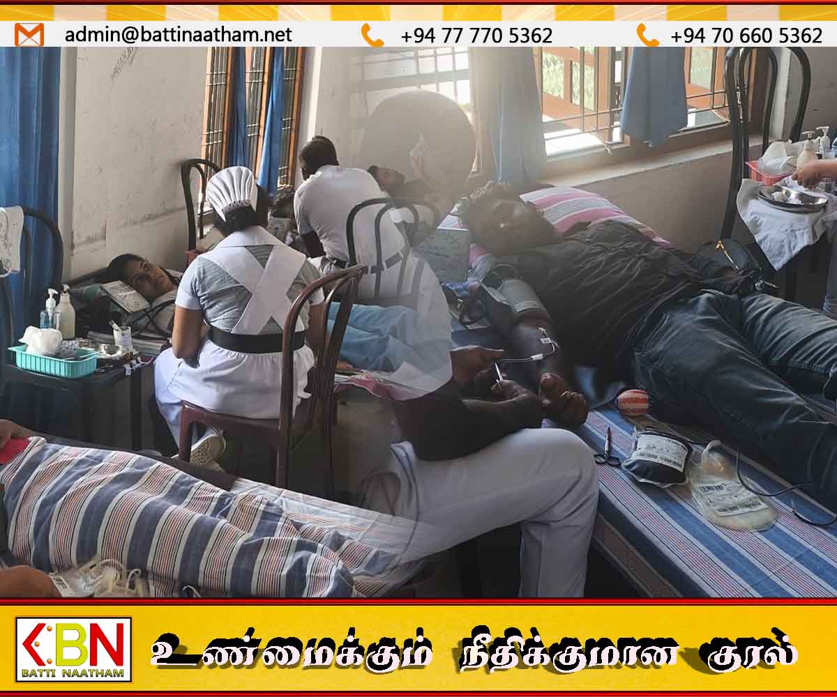 “நாட்டில் ஏற்பட்ட பேரிடரிற்கு உதிரம் கொடுத்து , உயிரைக் காப்போம்” எனும் தொனிப்பொருளில் மட்டு DM, Poineer Eastern Campus நடத்திய இரத்ததான முகாம்