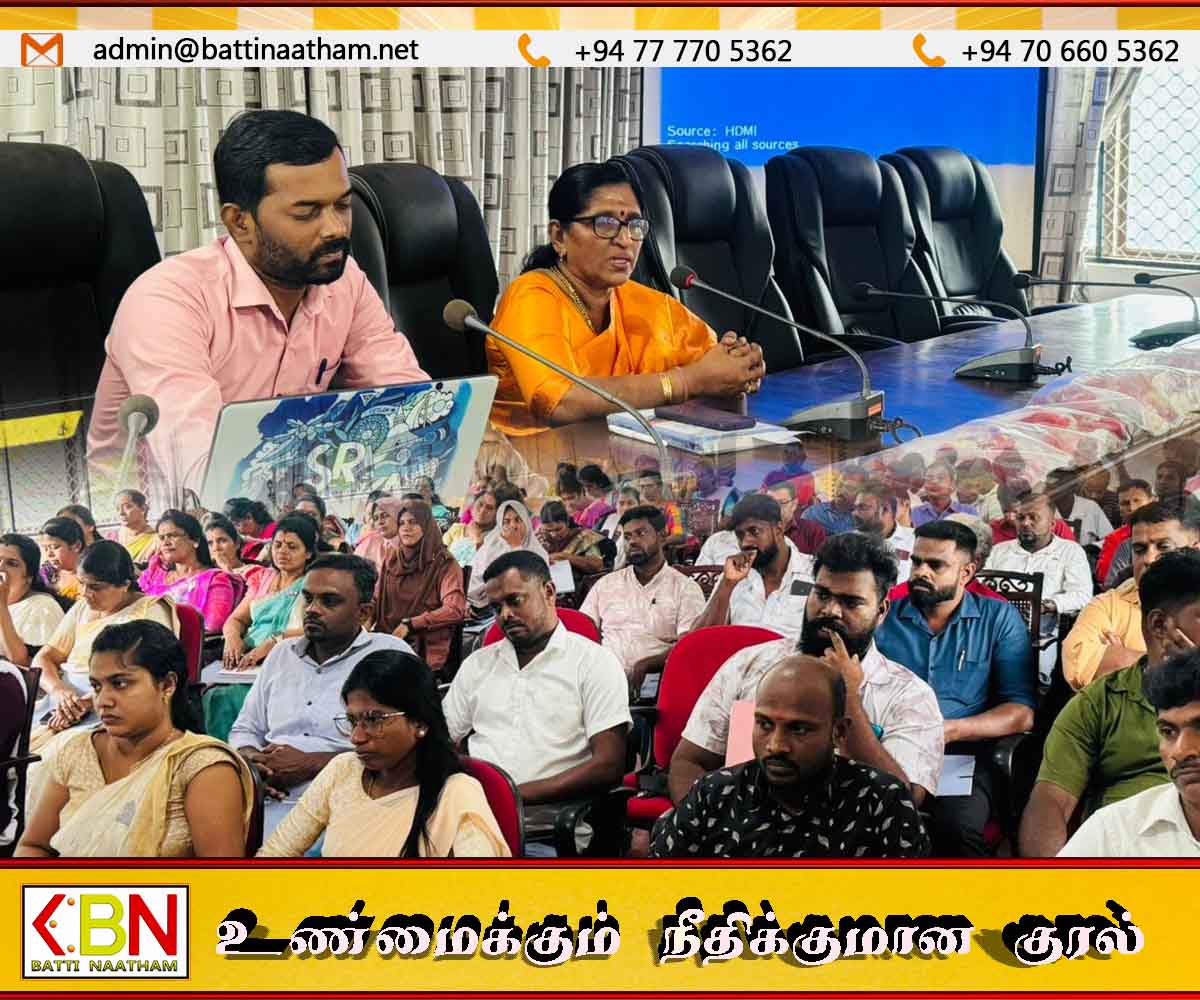 மண்முனைப்பற்று பிரதேச செயலகத்தில் “பிரஜாசக்தி” வறுமை ஒழிப்பு தேசிய இயக்கம் தொடர்பான விழிப்புணர்வு செயலமர்வு