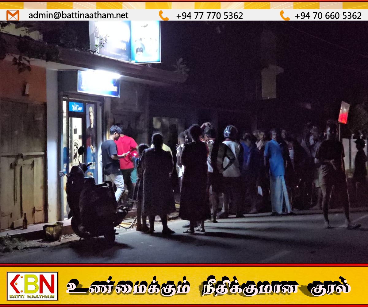 காரை துரத்திய மானிப்பாய் பொலிஸார்; விபத்தானத்தில் மூவர் படுகாயம்!