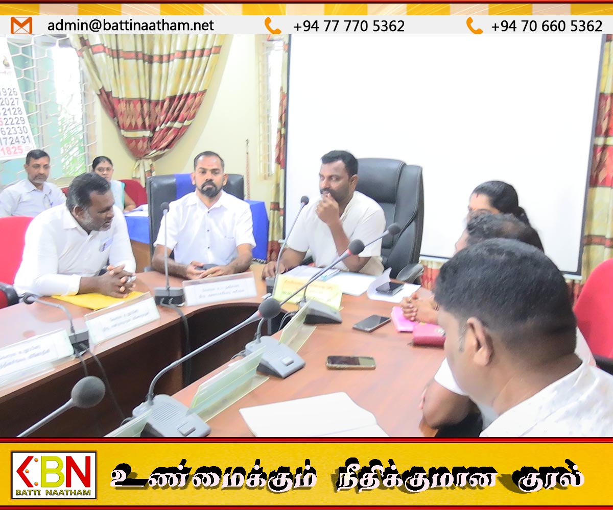 தவிசாளரின் மேலதிக வாக்கினால் மண்முனை தென் எருவில் பற்று வரவு செலவு திட்டம் வெற்றி