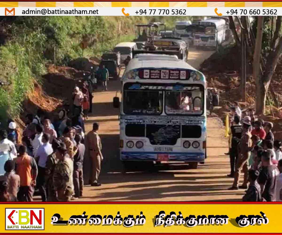 ‘திட்வா’ புயலினால் பாதிக்கப்பட்ட நாவலப்பிட்டி – கண்டி பிரதான வீதி: 18 நாட்களின் பின்னர் திறப்பு