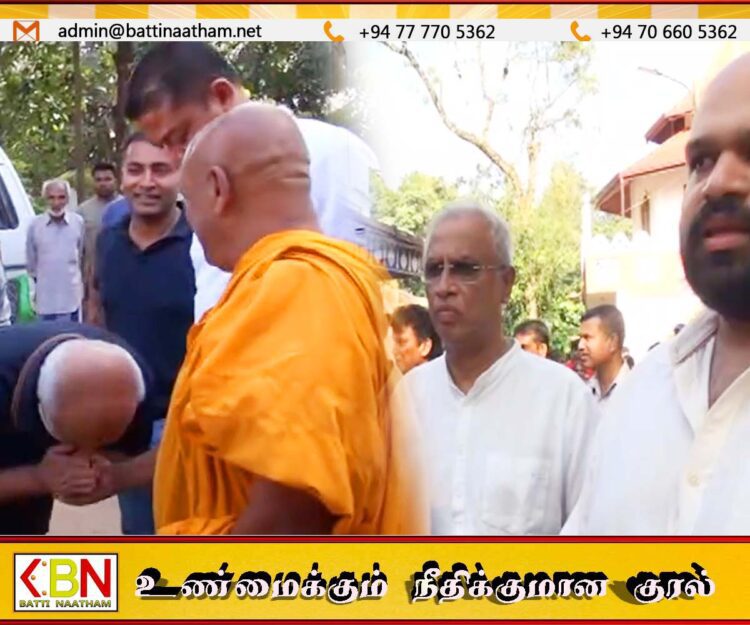 பிக்குவை கண்டதும் குனிந்து கும்பிட்ட ஹக்கீம்!.;எதிர்க்கட்சிகள் ஒன்றாகியது ஏன்?