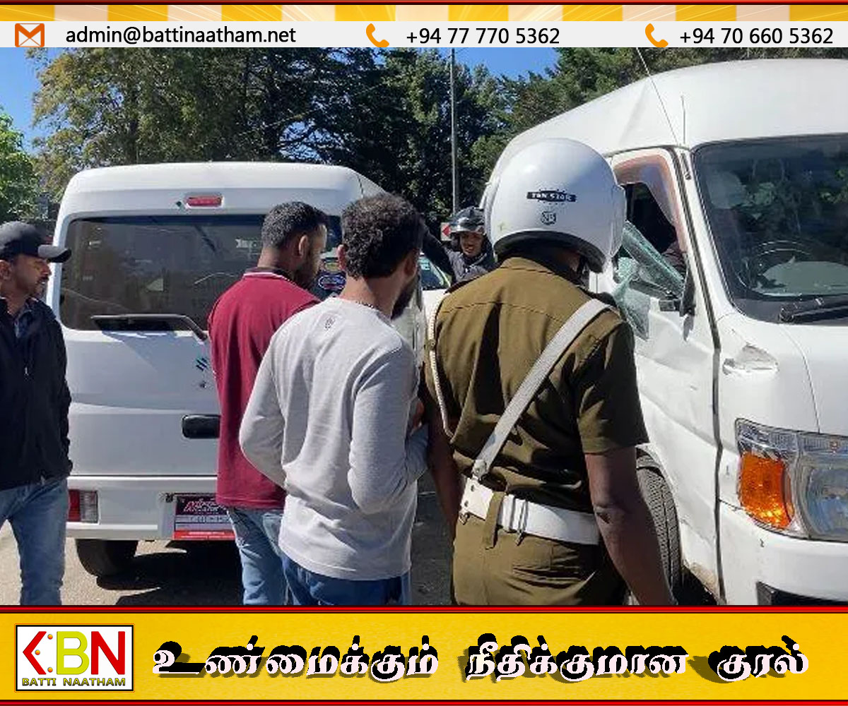 நுவரெலியா–பதுளை பிரதான வீதியில் சுற்றுலா பயணிகளை ஏற்றிச் சென்ற வேன் விபத்து