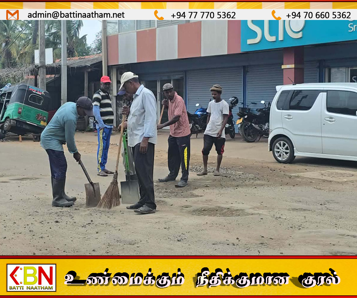 ஜனாதிபதியின் வருகையை முன்னிட்டு மன்னார் வீதியில் பாரிய குழிகள் அவசரமாக சீரமைப்பு