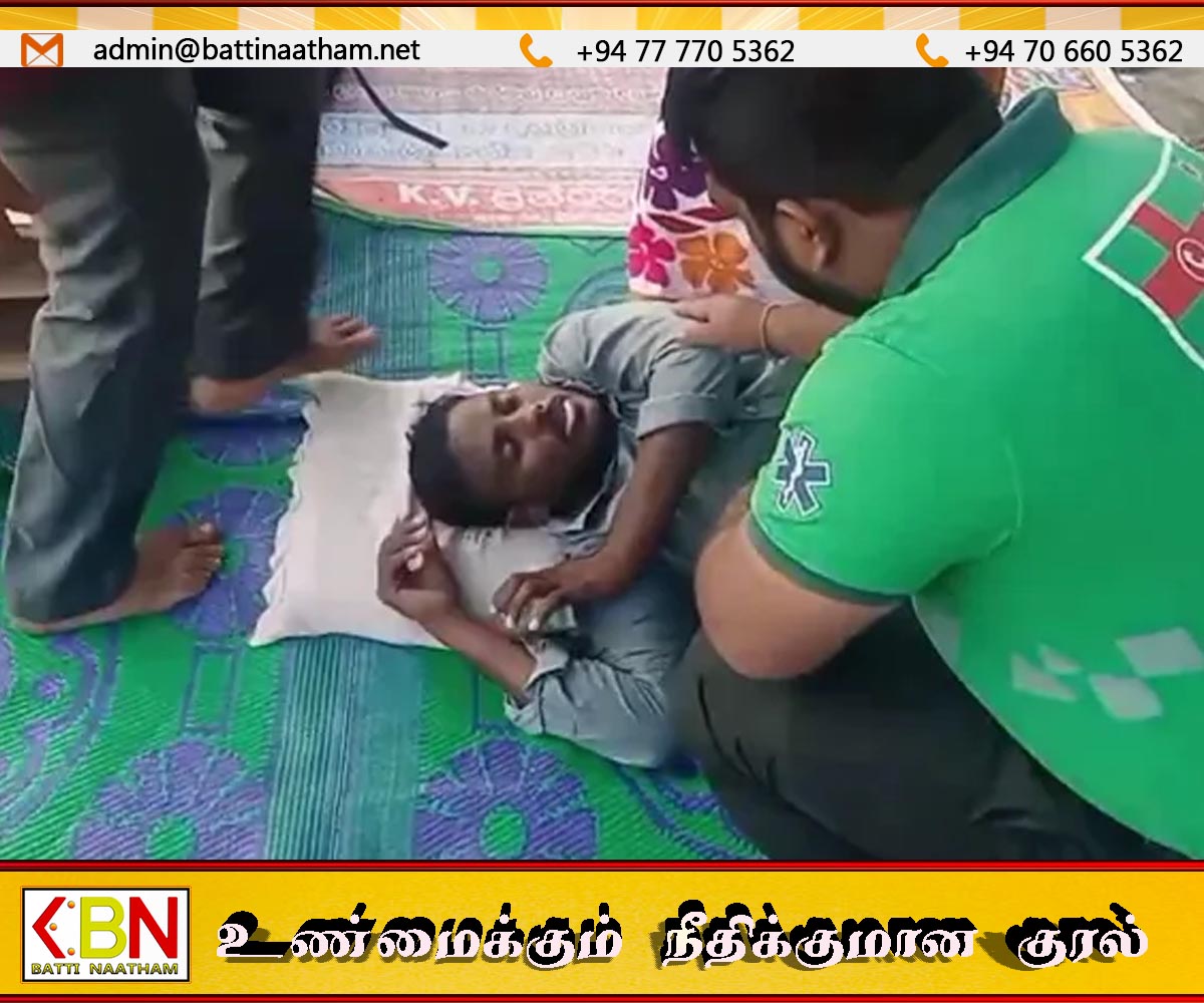 உண்ணாவிரதம் இருந்த மட்டு அபிவிருத்தி உத்தியோகத்தர் உட்பட இருவர் வைத்தியசாலையில்
