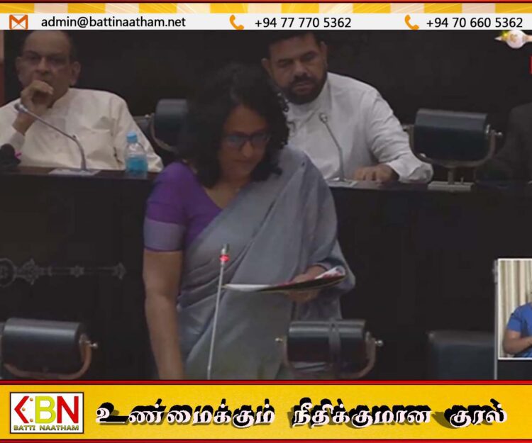 1500 பாடசாலைகளுக்கு ஸ்மார்ட் பலகைகள்; பெற்றோரிடம் பணம் சேகரிக்க வேண்டாம் – பிரதமர்