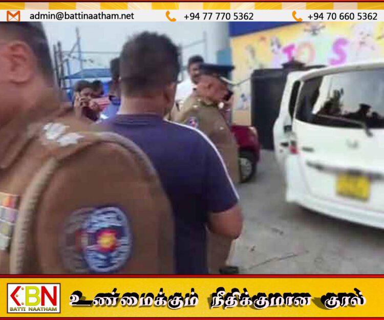 நிறுத்தாமல் சென்ற கார் மீது பொலிஸார் துப்பாக்கிச் சூடு