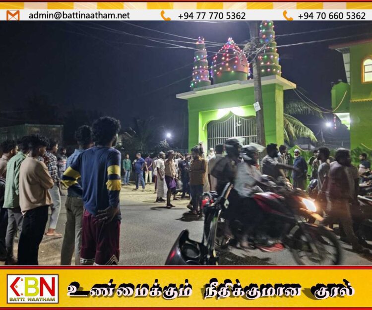 யாழில் உள்ள பள்ளிவாசலுக்குள் தொழுகை இடம்பெறும்போது வாளுடன் சென்றவரால் பரபரப்பு!