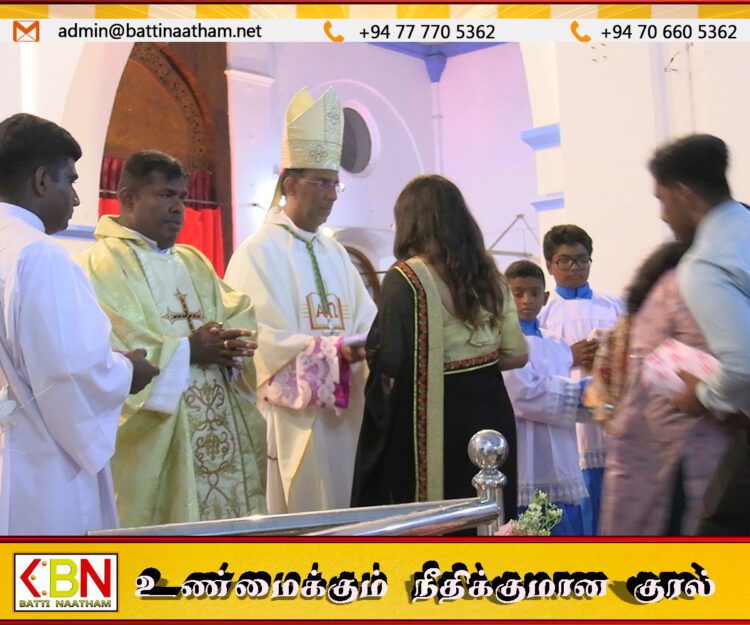மட்டக்களப்பில் பலத்த பாதுகாப்புக்கு மத்தியில் பக்திபூர்வமாக நடைபெற்ற உயிர்த்த ஞாயிறு ஆராதனை!