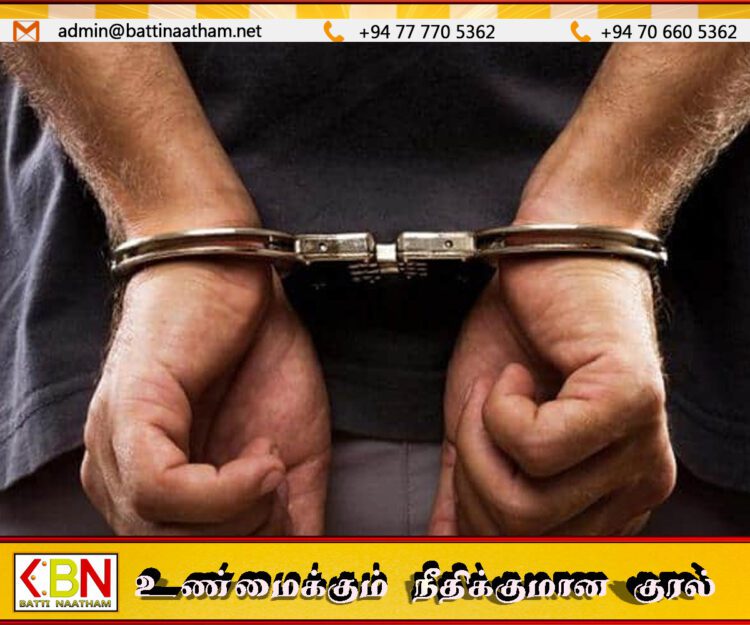 பொலிஸாரின் கடமைக்கு இடையூறு விளைவித்த குற்றச்சாட்டில் தந்தையும் மகனும் கைது!