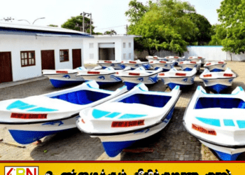 டிட்வா புயலால் பாதிக்கப்பட்ட மீனவர்களுக்கு படகுகள், வலைகள் வழங்கல்!