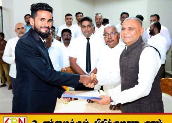 அட்டாளைச்சேனை பிரதேச சபை பிரதித் தவிசாளர் பதவியில் இருந்து பாறுக் நாஜி விலகல்