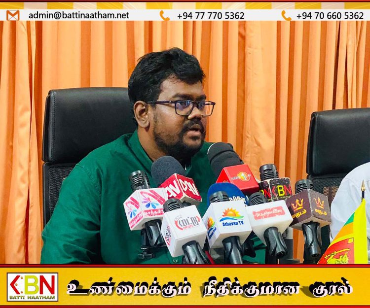 மட்டக்களப்பில் 71 குடும்பங்களுக்கு வீடமைப்பு புனரமைப்பு நிதி உதவி