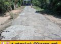 சொறிக்கல்முனை தேவாலய வீதியை புனரமைக்க தவிசாளரை கோரும் பொதுமக்கள்