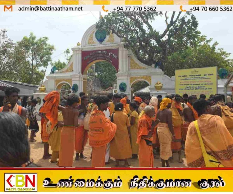 அடர்ந்த கானகத்தைக் கடந்து கதிர்காமத்தை வந்தடைந்த பாதயாத்திரை பக்தர்கள்!
