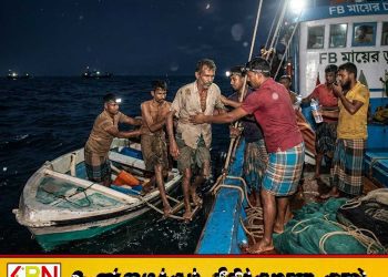 பங்களாதேஷ் மீனவர்களின் மனிதநேயம்; இலங்கை தந்தை, மகன் காப்பாற்றப்பட்டனர்