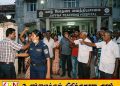 வாசலில் குழுமியிருக்கவேண்டாம் என தெரிவித்த யாழ் போதனா பெண் பாதுகாப்பு உத்தியோகஸ்தர் மீது தாக்குதல்