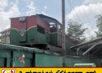 பிரதான சாலை வழியாக எடுத்துச் செல்லப்பட்ட M5-781 எஞ்சின்; இலங்கை புகையிரத வரலாற்றில் புதிய அத்தியாயம்!