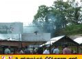 மட்டு பார்வீதியில் உணவு கடை தொகுதி தீ பற்றியதில் பல கடைகள் எரிந்து சாம்பல்!