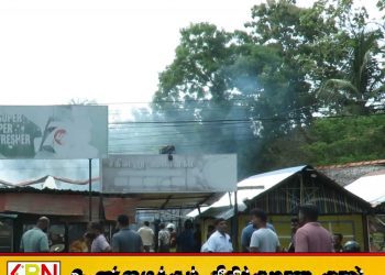 மட்டு பார்வீதியில் உணவு கடை தொகுதி தீ பற்றியதில் பல கடைகள் எரிந்து சாம்பல்!