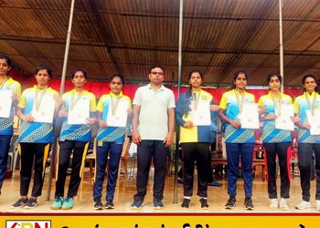 மட்டக்களப்பு வவுனதீவு பரமேஸ்வரா வித்தியாலய மாணவிகள் தேசிய மட்ட கைப்பந்து போட்டியில் மூன்றாமிடம்