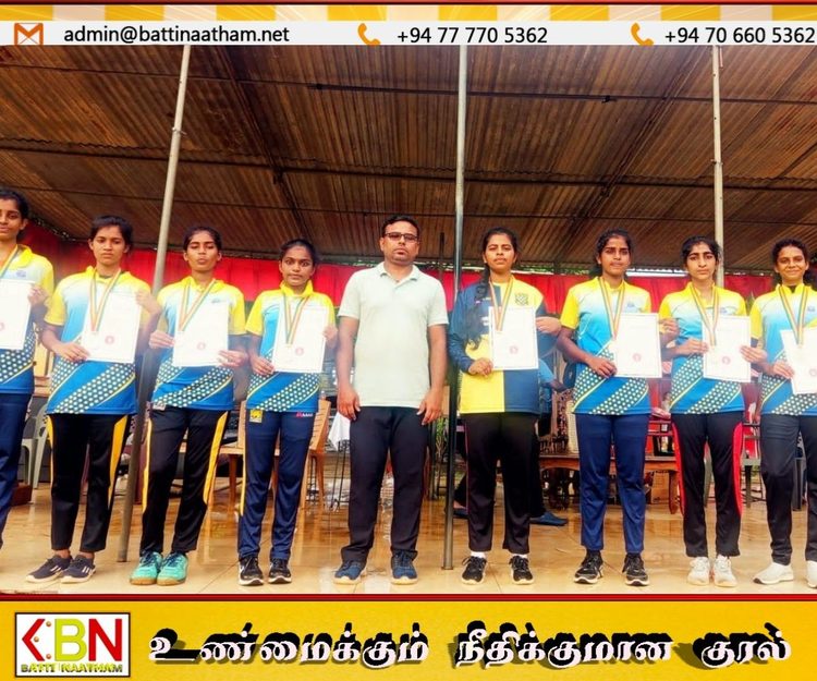 மட்டக்களப்பு வவுனதீவு பரமேஸ்வரா வித்தியாலய மாணவிகள் தேசிய மட்ட கைப்பந்து போட்டியில் மூன்றாமிடம்