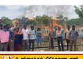 மயிலத்தமடு,மாதவனை கால்நடை பண்ணையாளர்கள் சித்தாண்டியில் தீப்பந்தத்தினை எரித்து போராட்டம்