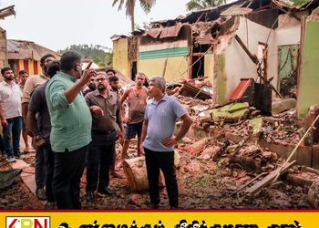 அரச மரக்கிளை முறிந்து விழுந்து 6 லயன் அறைகள் சேதம்