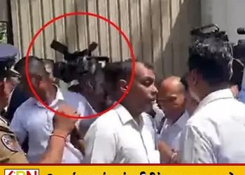 ரணில் விக்ரமசிங்கவின் மெய்ப்பாதுகாவலர் மீதான தாக்குதல்; ஊடகவியலாளர் பொலிஸ் பிணையில் விடுதலை